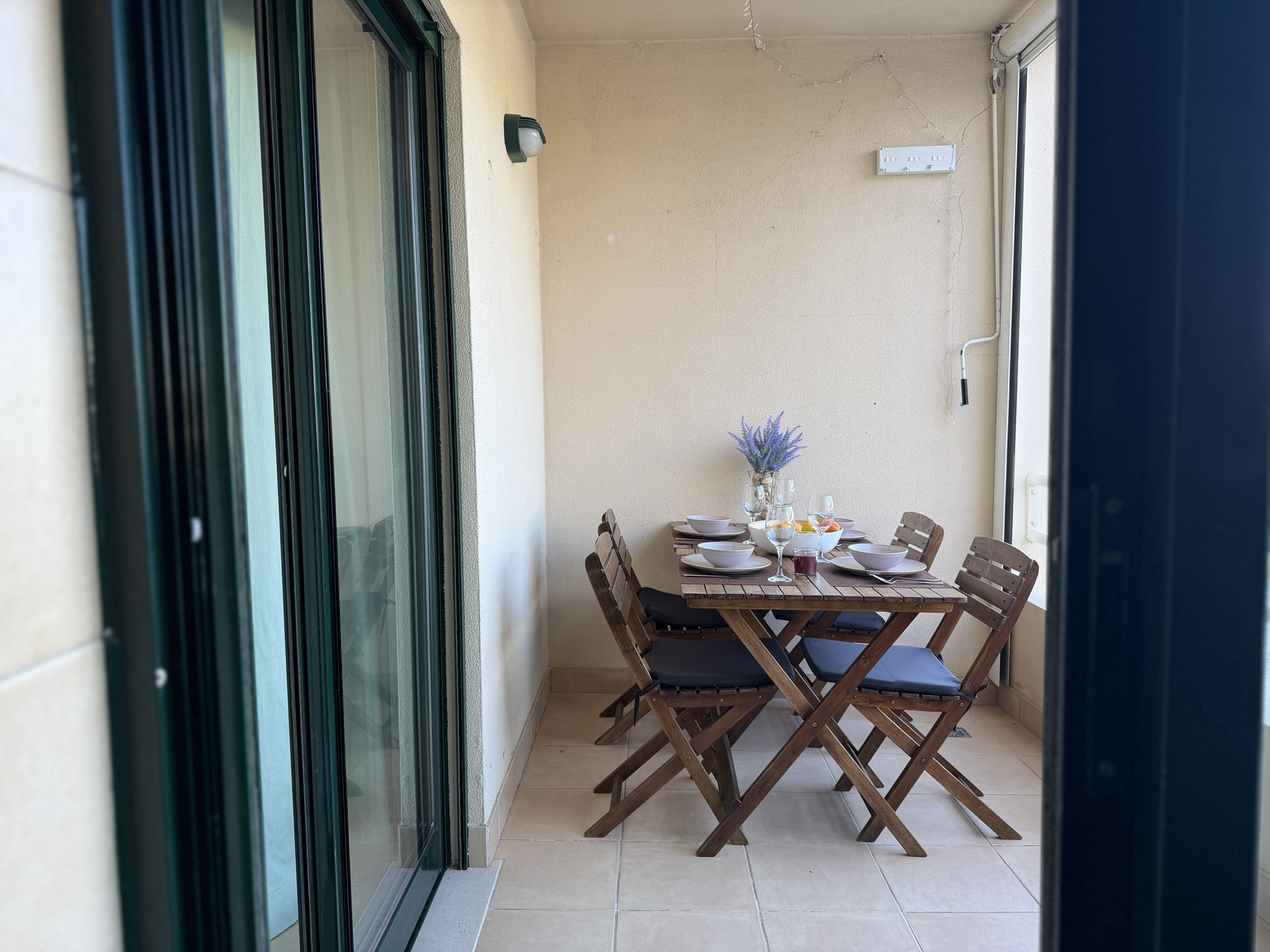 Wohnzimmer der Ferienwohnung in Galé mit gemütlicher Sitzecke